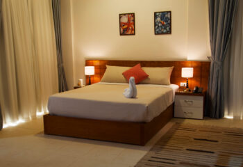 elaria hotel suite